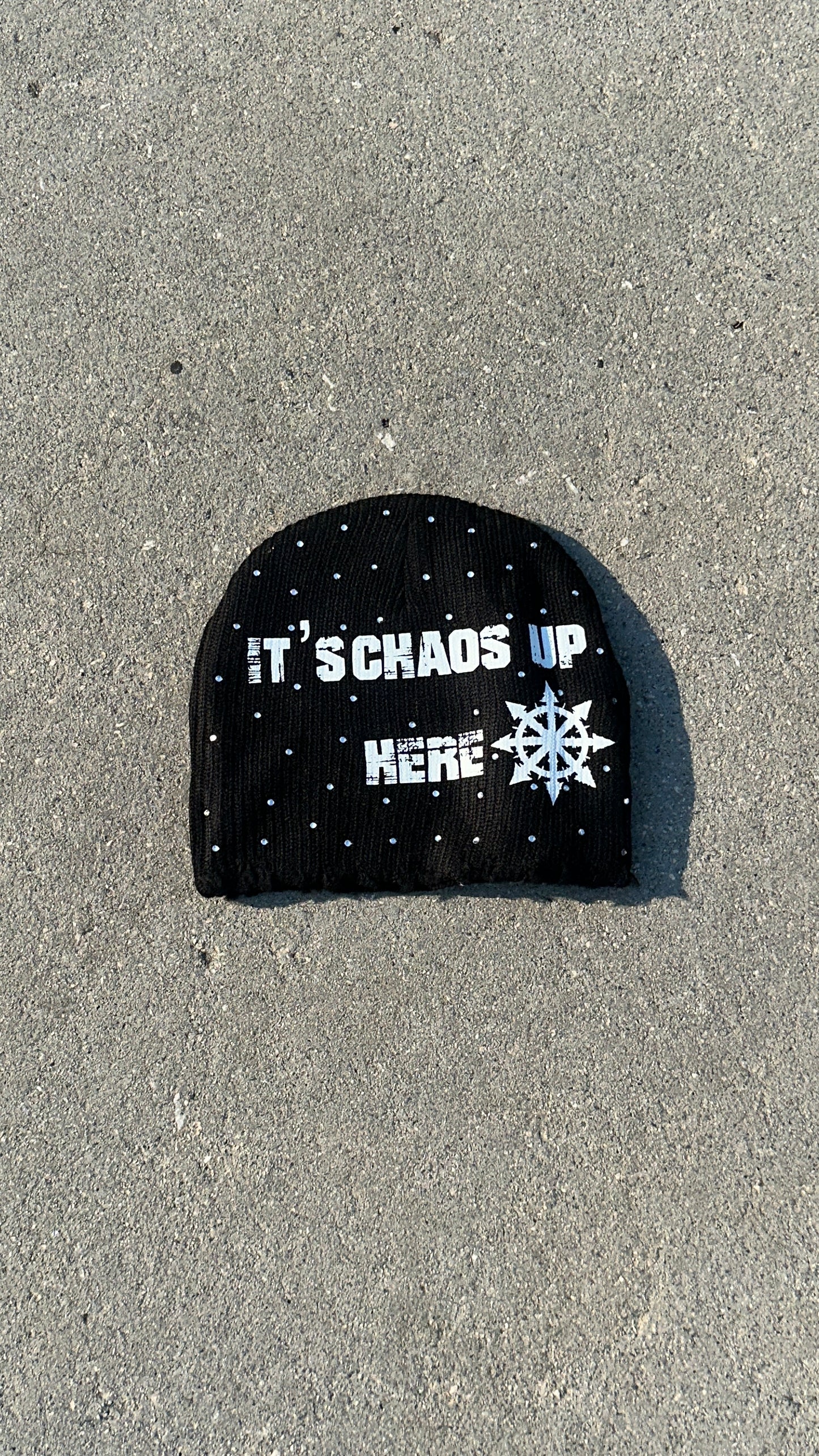 CHAOTIC 7 Beanies